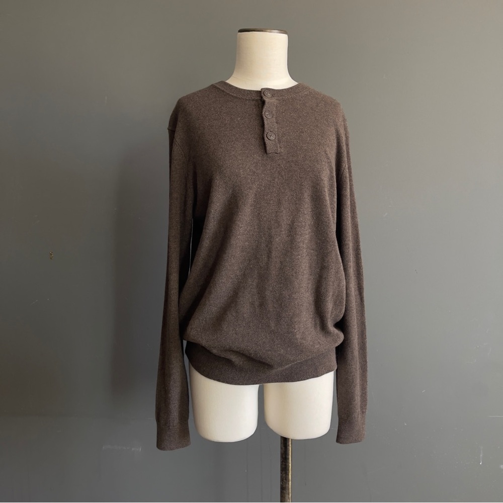 Quince Cashmere Henley Sweater Brown Minimalist Quiet Luxury Soft Layer Capsule